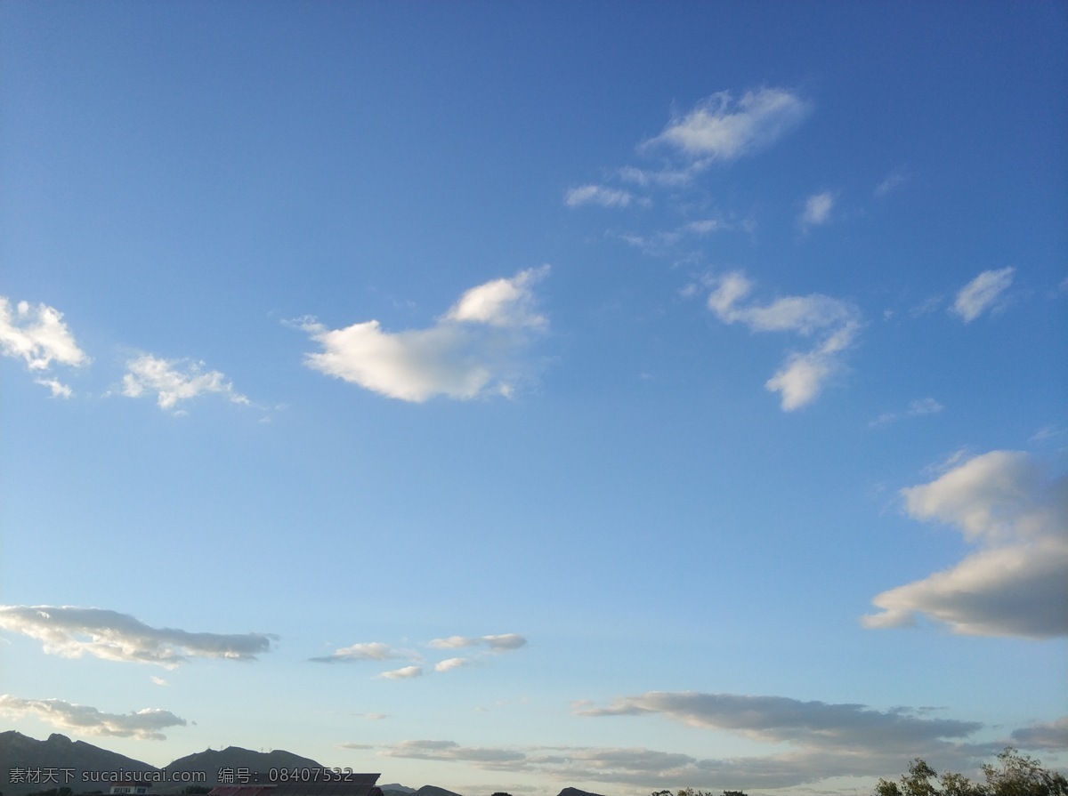 蓝天 夕阳 云 天空 晴朗 少云 侧光 自然景观 自然风景