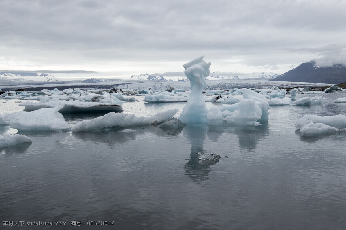 美丽 浮冰 风景图片 冰山 冰山风景 冰川 北极冰川 南极冰川 冰川风景 冰水烈火 生活百科 灰色