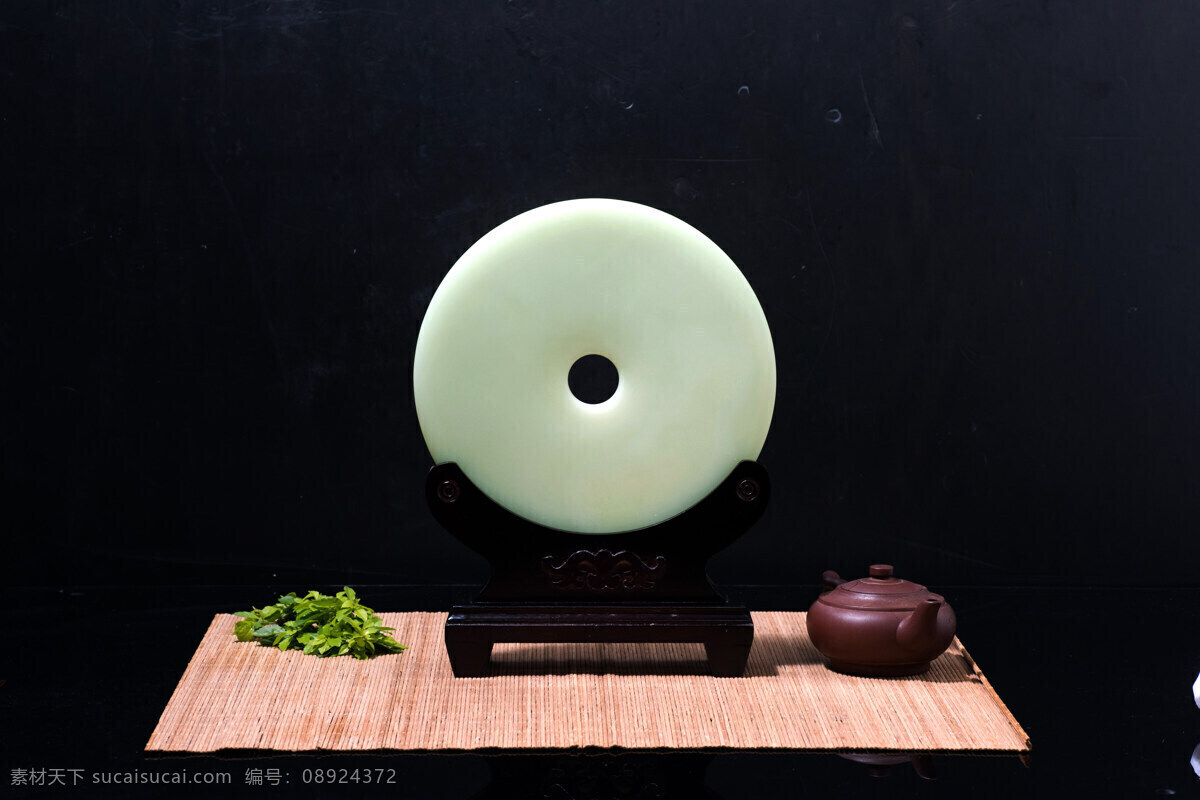 玉器支架 美玉 白玉 项链 玉坠 玉扣 玉石 和田玉 饰品 玉雕 玉器 文化艺术