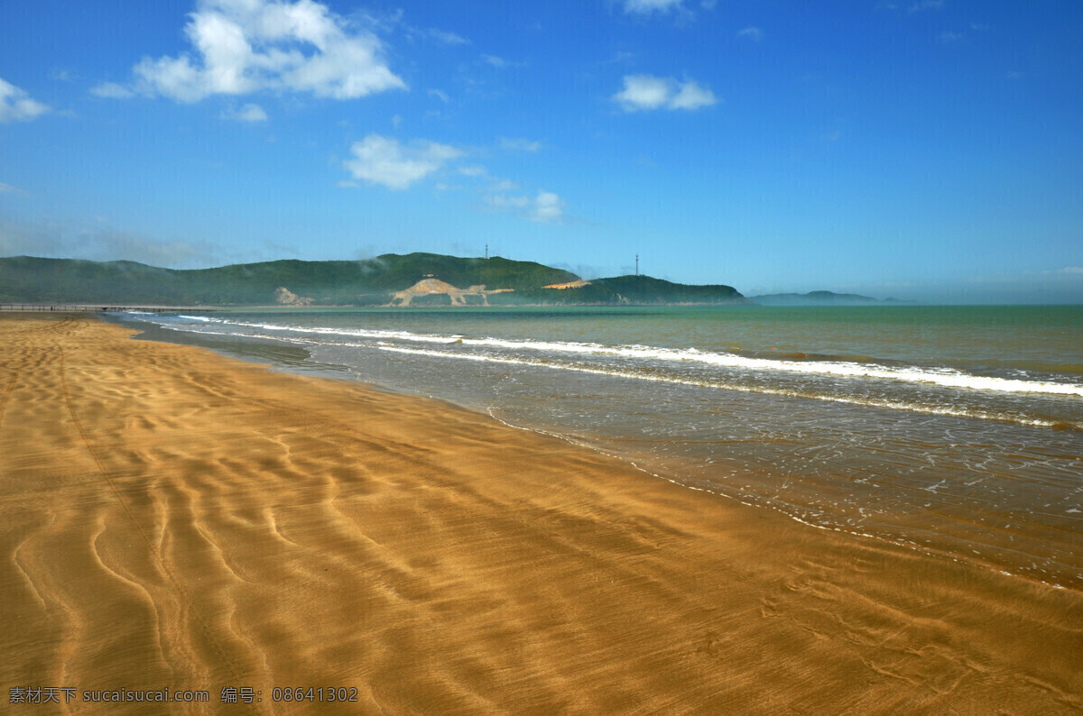 白云 海边 海浪 海水 海滩 海滩美景 蓝天 沙滩 滩 美景 海雾 山丘 山水风景 自然景观 psd源文件