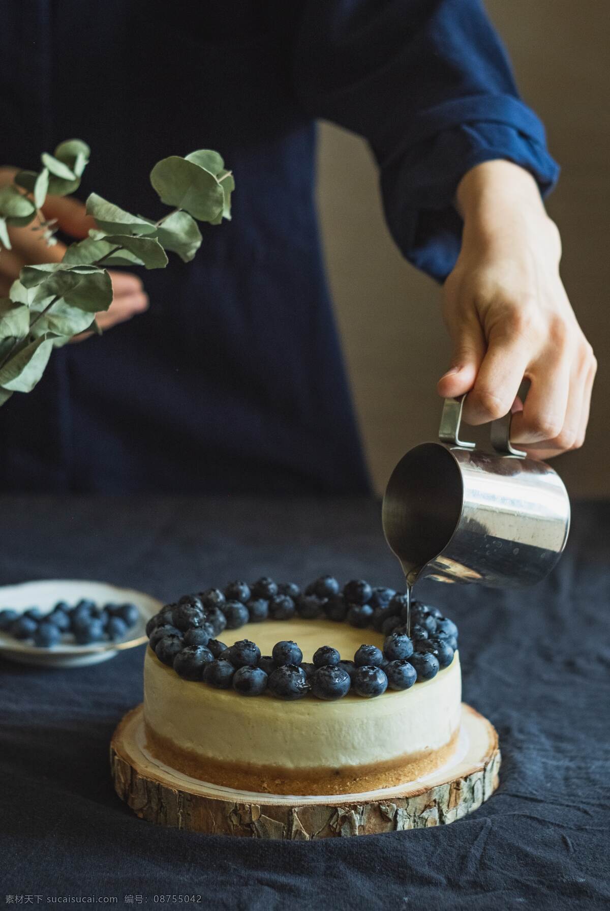 蛋糕 蓝莓 海报 背景 小清新 面包 餐饮美食 传统美食