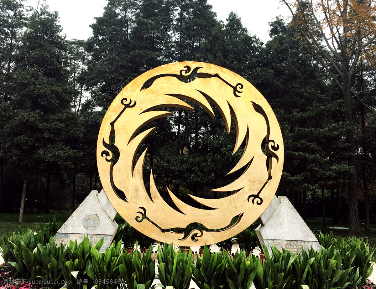太阳神鸟 成都市徽 金沙遗址图片 金沙遗址 太阳神鸟标 文化遗产 成都金沙 神鸟雕塑 神鸟标 神鸟形象 风景 旅游摄影 国内旅游