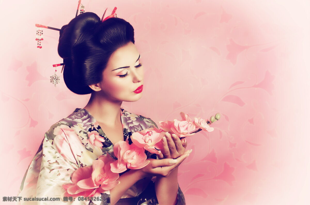 唯美 日本 和服 美女 高清 和服美女 樱花 粉色背景