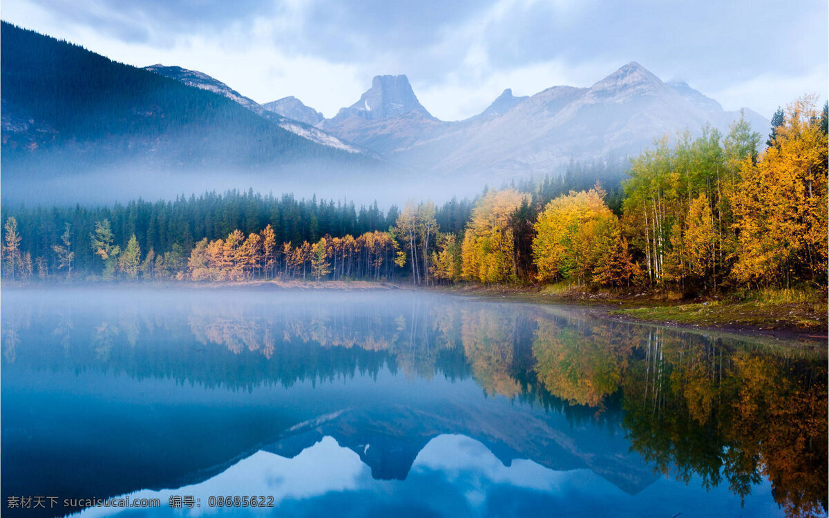 山水秋景图 山水 秋天 水 自然景观 雾 山水风景