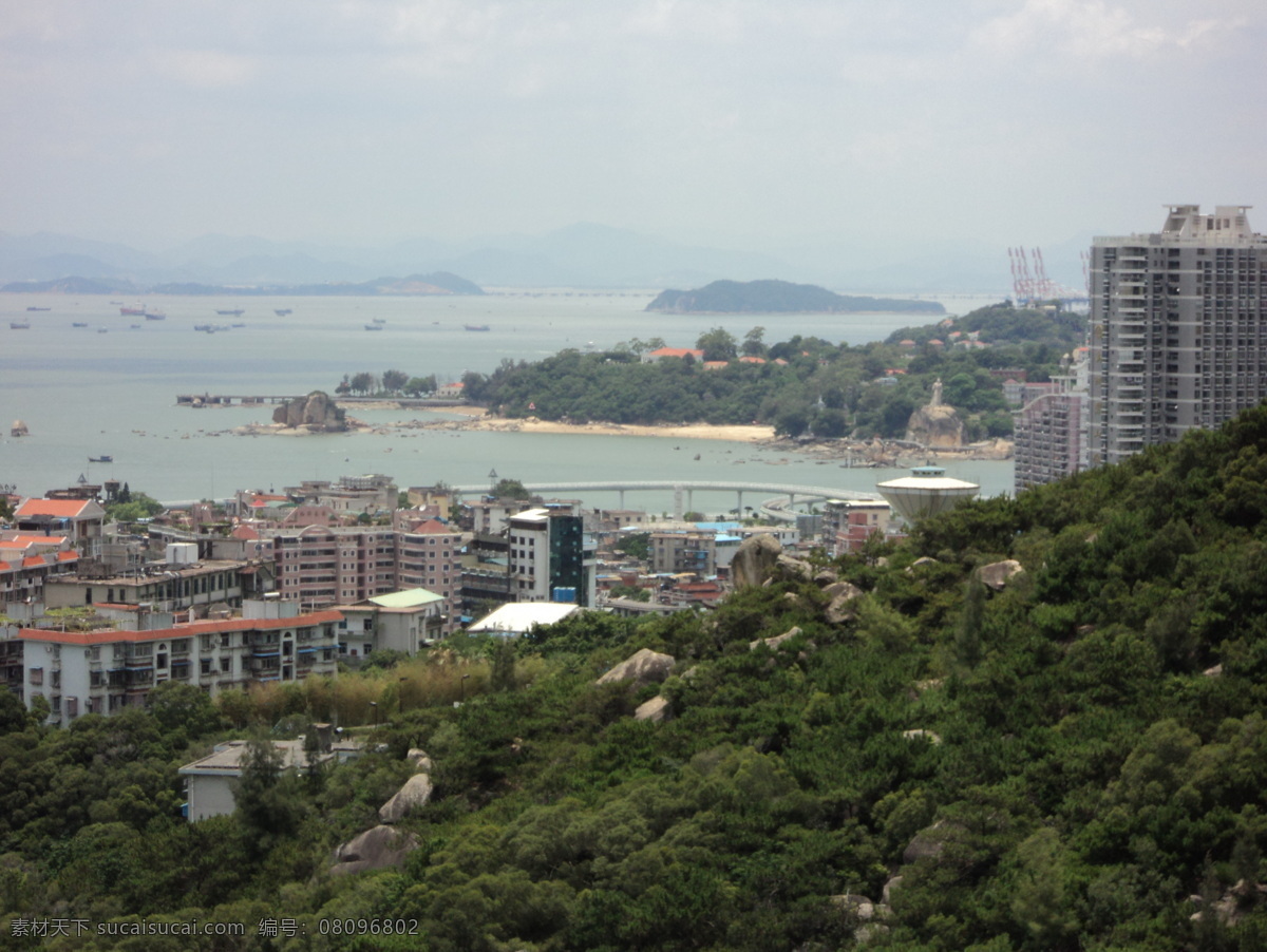 船 高楼 鼓浪屿 国内旅游 旅游摄影 码头 山 厦门 厦门鼓浪屿 树林 游艇 郑成功石像 小岛 风景 生活 旅游餐饮