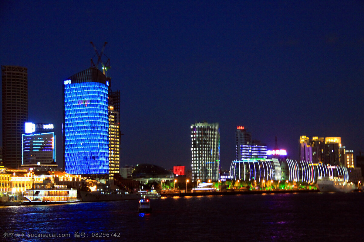 高层建筑 国内旅游 黄浦江 建筑群 旅游摄影 霓虹灯 上海夜景 上海浦东 夜景 上海浦东夜景 夜空 游船 五光十色 装饰素材 灯饰素材