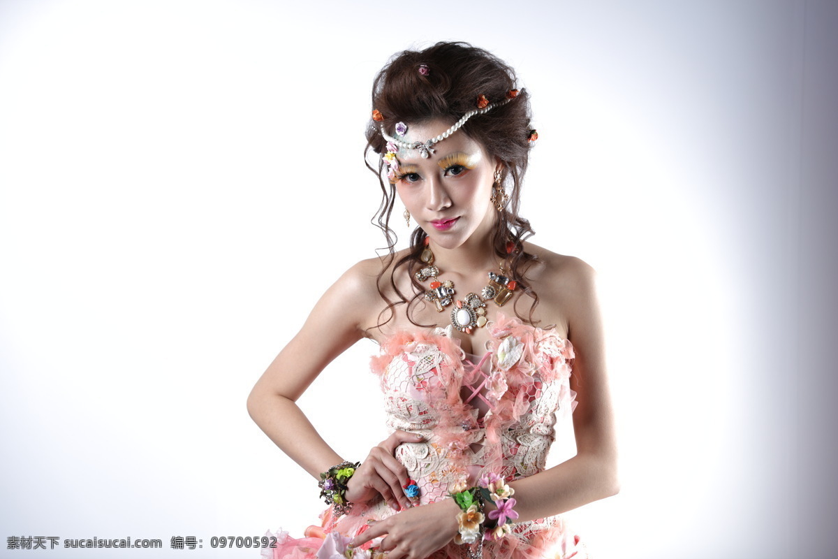 高清美女写真 美女特写 妖艳美女 浓妆 气质美女 性感美女 青春靓丽 气质佳人 高清美女 美女桌面 美女壁纸 美女写真 淑女 美女模特 女郎 女性女人 美女素材 人物图库 高清图 高清原图