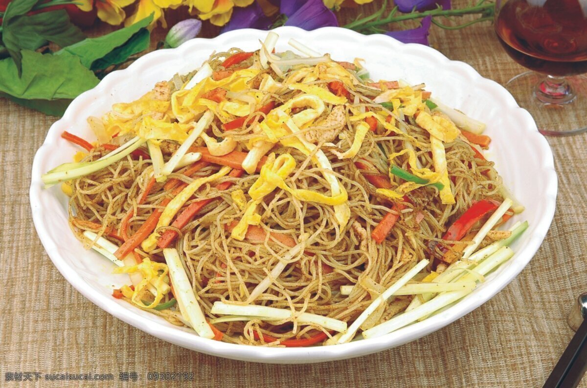 炒米粉 米粉 小吃 湖南菜 鸡蛋 洋葱 餐饮美食 传统美食