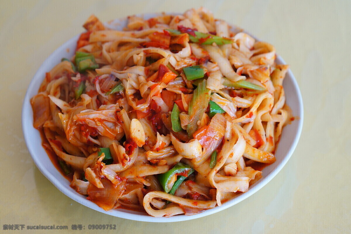 爆炒刀削面 刀削面 西北小吃 新疆小吃 小吃 新疆菜 餐饮美食 传统美食