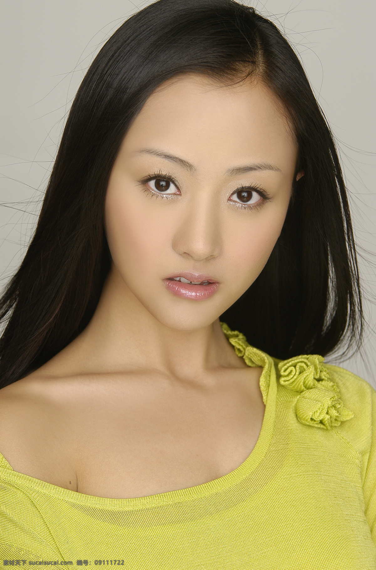 杨蓉 写真 上海戏剧学院表演系 级 本科 明星偶像 人物图库