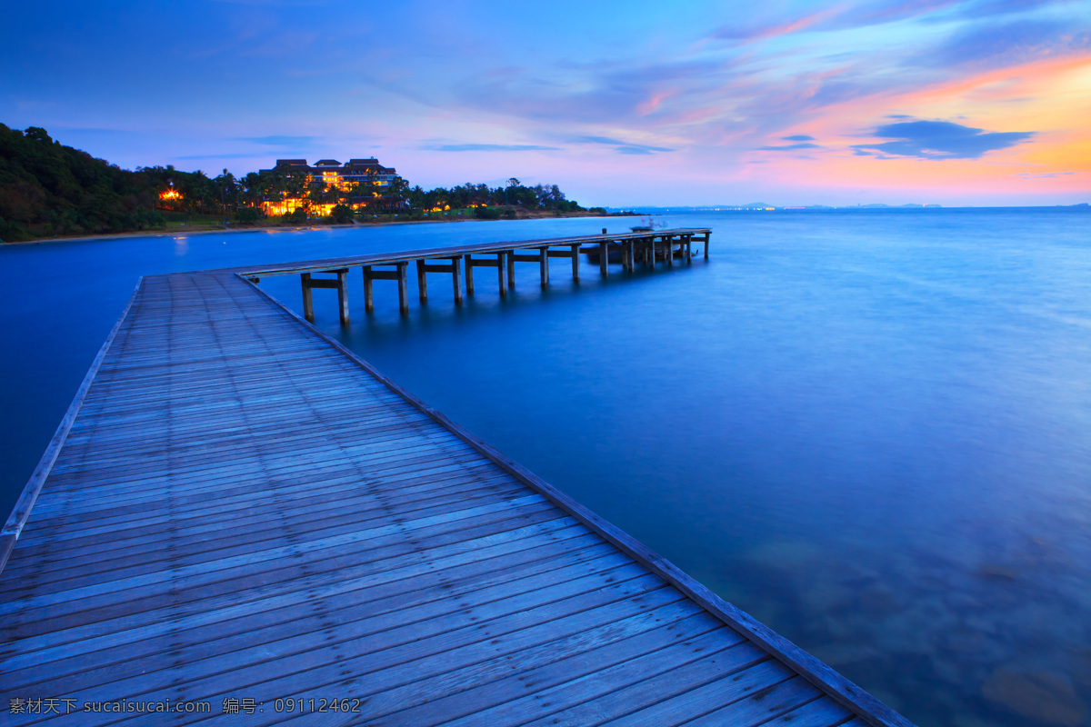 秦皇岛海边 唯美 风景 风光 旅行 自然 秦皇岛 大海 海 海边 海景 夕阳 平静的海面 落日 日落 黄昏 傍晚 栈道 旅游摄影 国内旅游