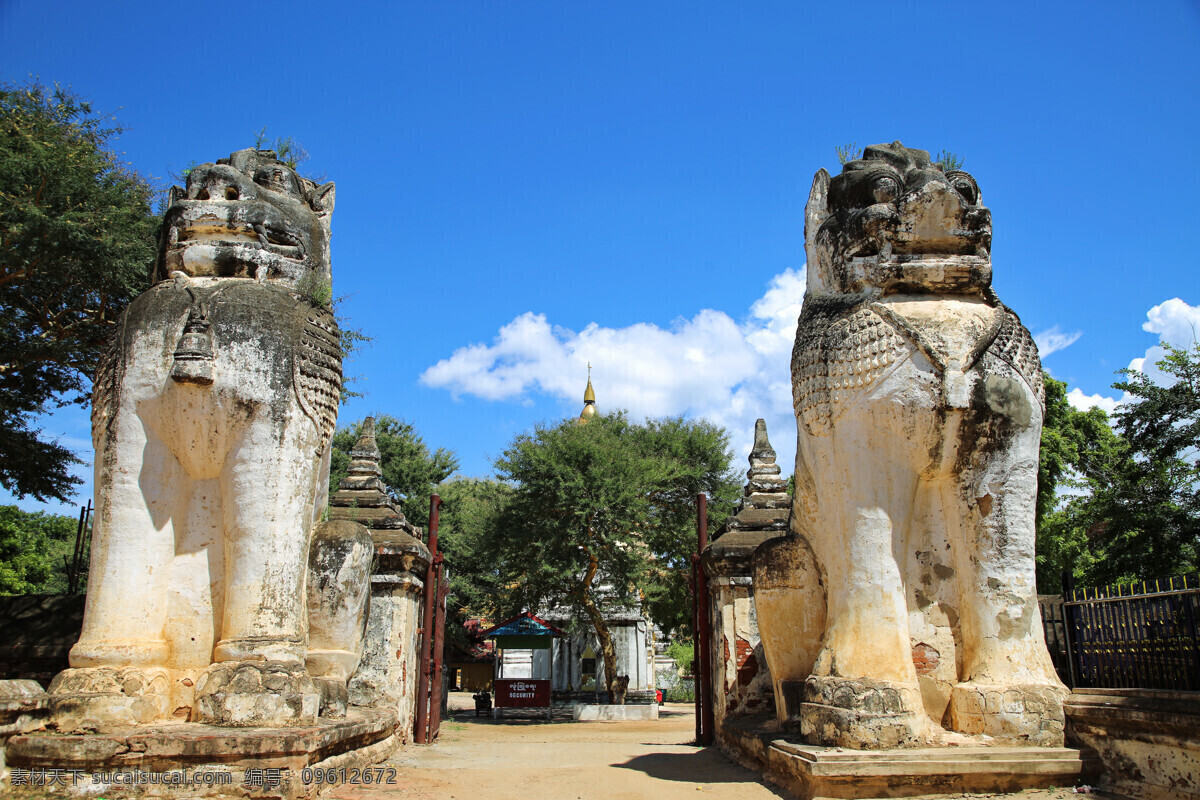 缅甸 蒲 甘 古代 寺庙 石狮 大门 蒲甘 古代寺庙 石狮大门 旅游 景点 名胜古迹 景观 古建筑 古典 自然景观 建筑景观