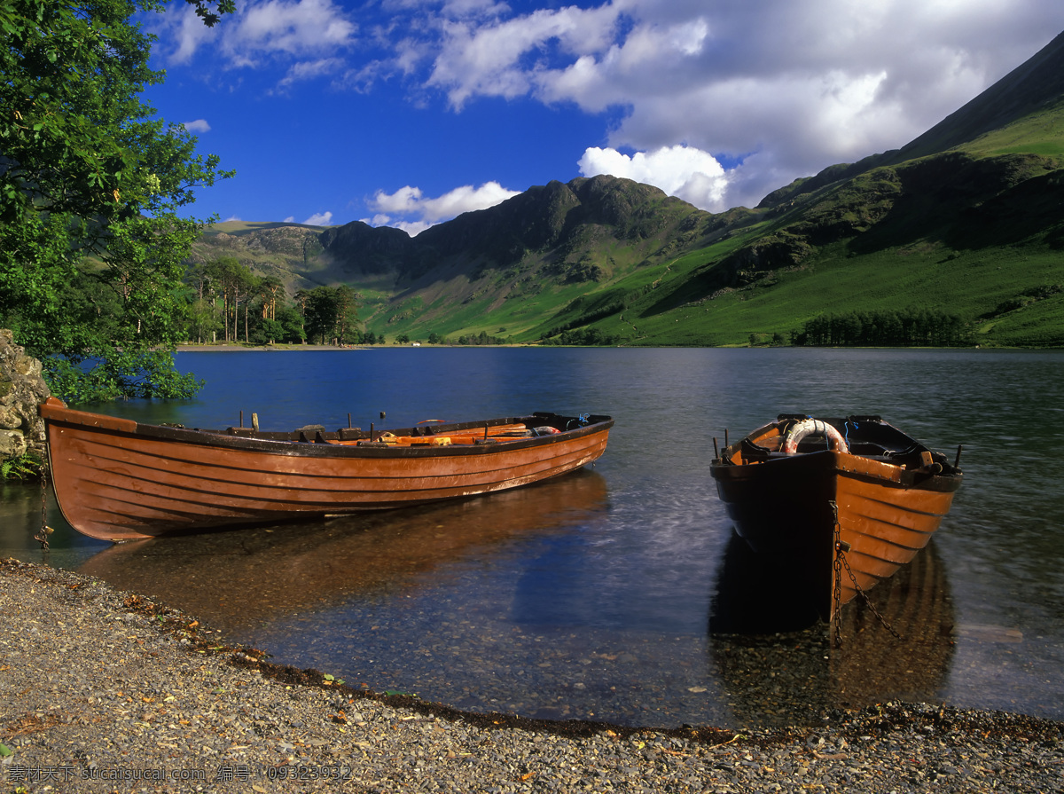 湖泊 上 小船 美丽风景 大自然 风景摄影 山峰 美景 景色 风光 木船 汽车图片 现代科技