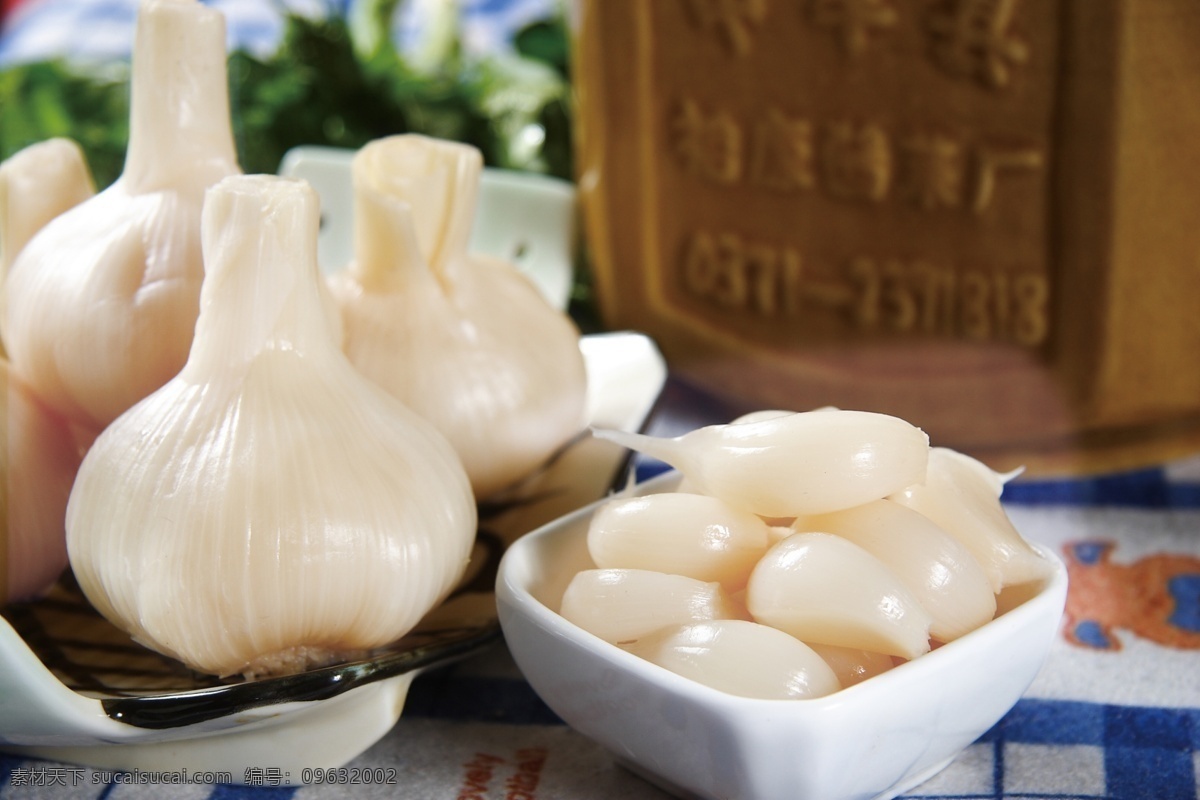 白玉糖蒜 糖醋蒜 蒜 白玉蒜 醋蒜 腌蒜 蒜瓣 头蒜 蔬菜摄影 餐饮美食 传统美食