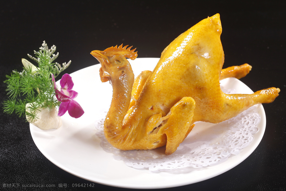 东江盐焗鸡 东 江 盐 焗 鸡 满汉全席 餐饮美食 传统美食