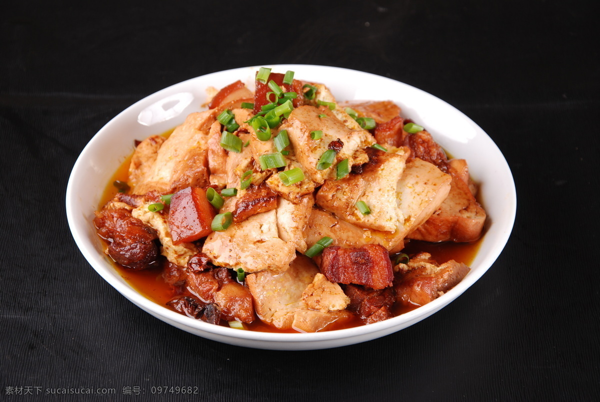 压锅豆腐 高压锅 压锅 豆腐 肉 热菜 中餐 美食 餐饮美食 传统美食