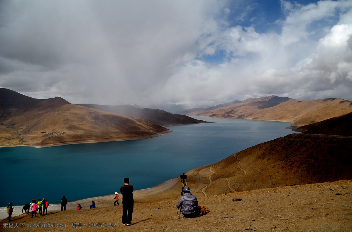 西藏羊湖风景