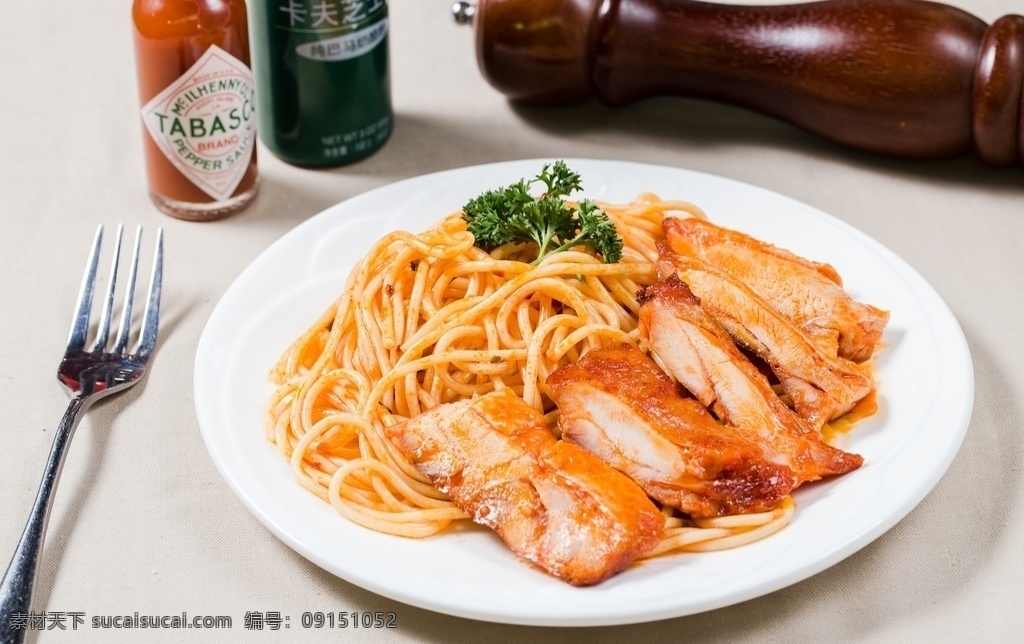 鸡肉意面图片 胸铺肉 意大利面 意面 西餐 炒面 面食 餐饮美食 传统美食