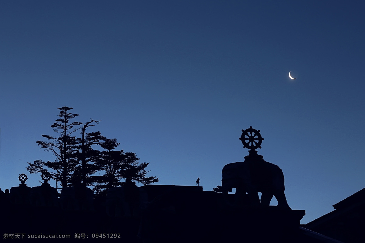 峨眉山望月 峨眉山 夜景 望月 石像 大象 弯弯的月亮 旅游摄影 自然风景