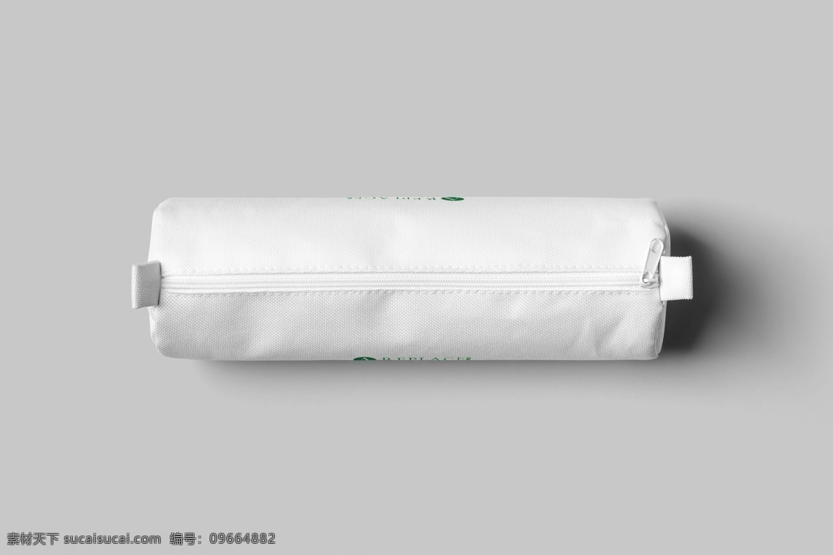 白色笔袋样机 笔袋模型展示 工具布袋样机 圆筒铅笔袋 圆筒笔袋 铅笔袋 文具袋 收纳袋 大容量笔袋 文具袋样机 办公袋样机 铅笔布袋样机 化妆品袋样机 铅笔袋样机 铅笔盒样机 工具袋样机 mockup 晓雪设计 样机 智能对象 贴图 提案 样机模板展示 vi样机 样机素材 包装样机 vis 系列 cis设计