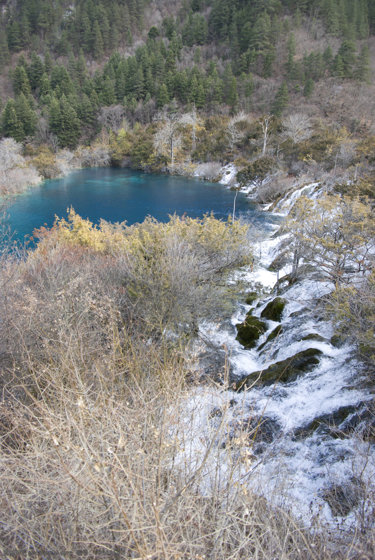 四川九寨沟 九寨沟 九寨沟风光 山水 山水风光 九寨沟风景 秋天的九寨沟 九寨沟景色 九寨沟瀑布 溪水 芳草海 九寨沟芳草海 九寨沟山水 长海 九寨沟旅游 自然风光 雪山 九寨沟雪山 沃洛色莫 雪山的水 四川风景 四川景点 自然景观 风景名胜