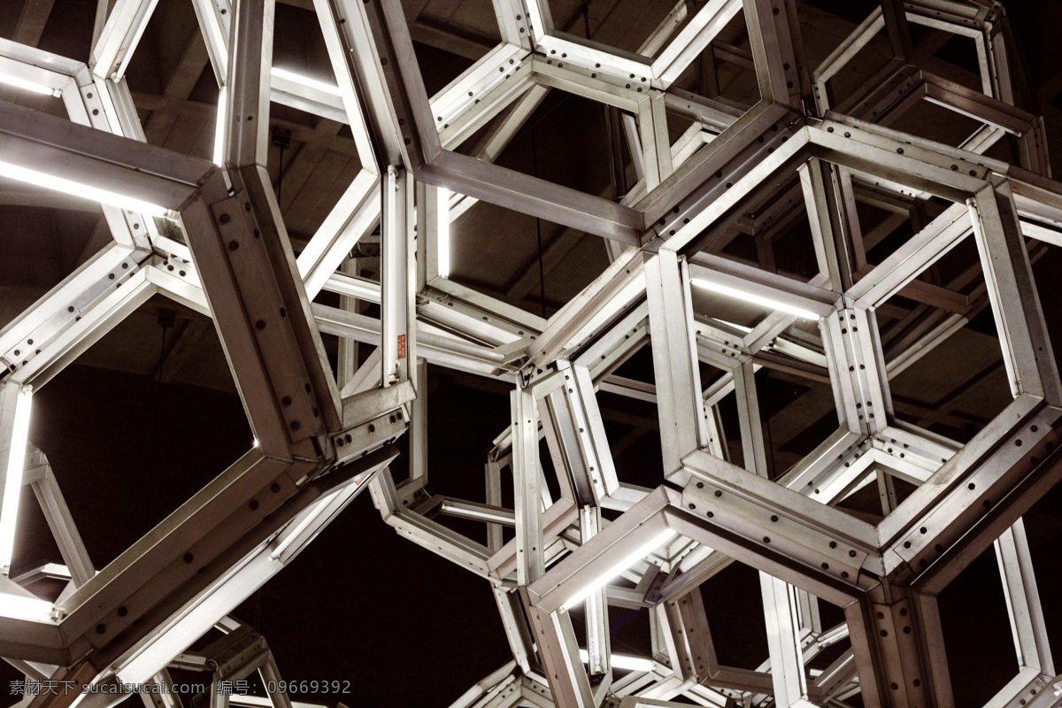 几何体 金属 质感 六边形 蜂窝状 钢 黑白 力量 铝 几何 灰度 产业 图案 结构体 制造 建筑园林
