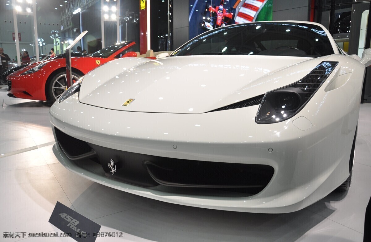 超跑 车站 法拉利 法拉利跑车 交通工具 科技 跑车 跃马 银色 458italia 前脸 特写 展览 italia 现代科技 家居装饰素材 展示设计