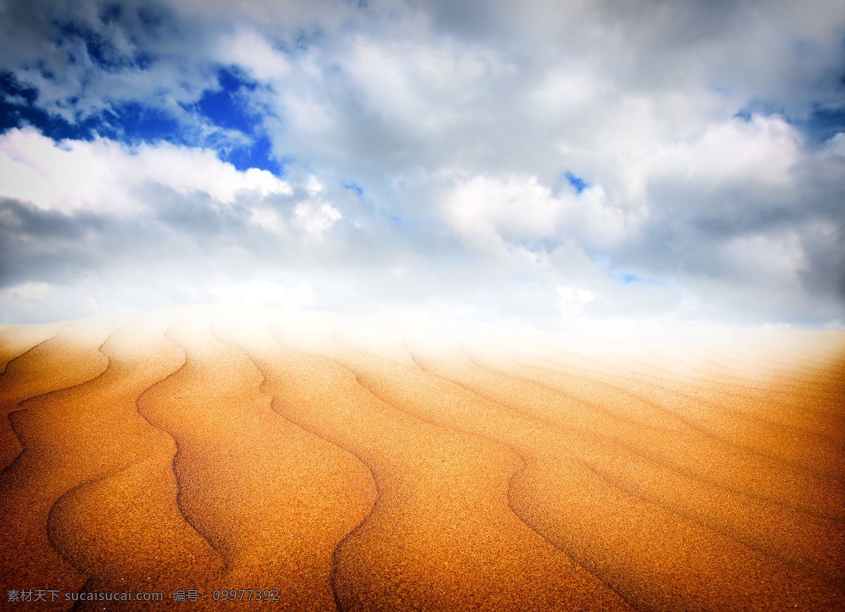 蓝天 白云 沙漠 沙子 自然 风景 蓝天白云 风景图片