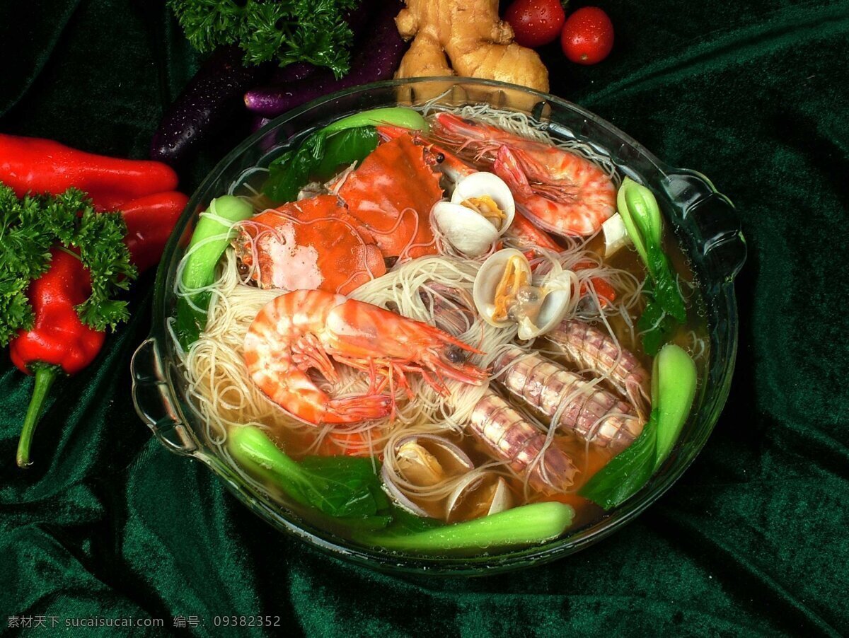 火锅 菜肴 餐饮美食 传统美食 粉丝 青菜 摄影图库 食品 对虾 psd源文件