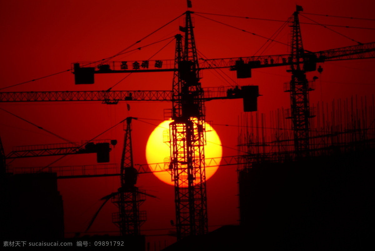 工地夕阳 建筑 工地 夕阳 红色 塔吊 房产 自然景观 自然风景