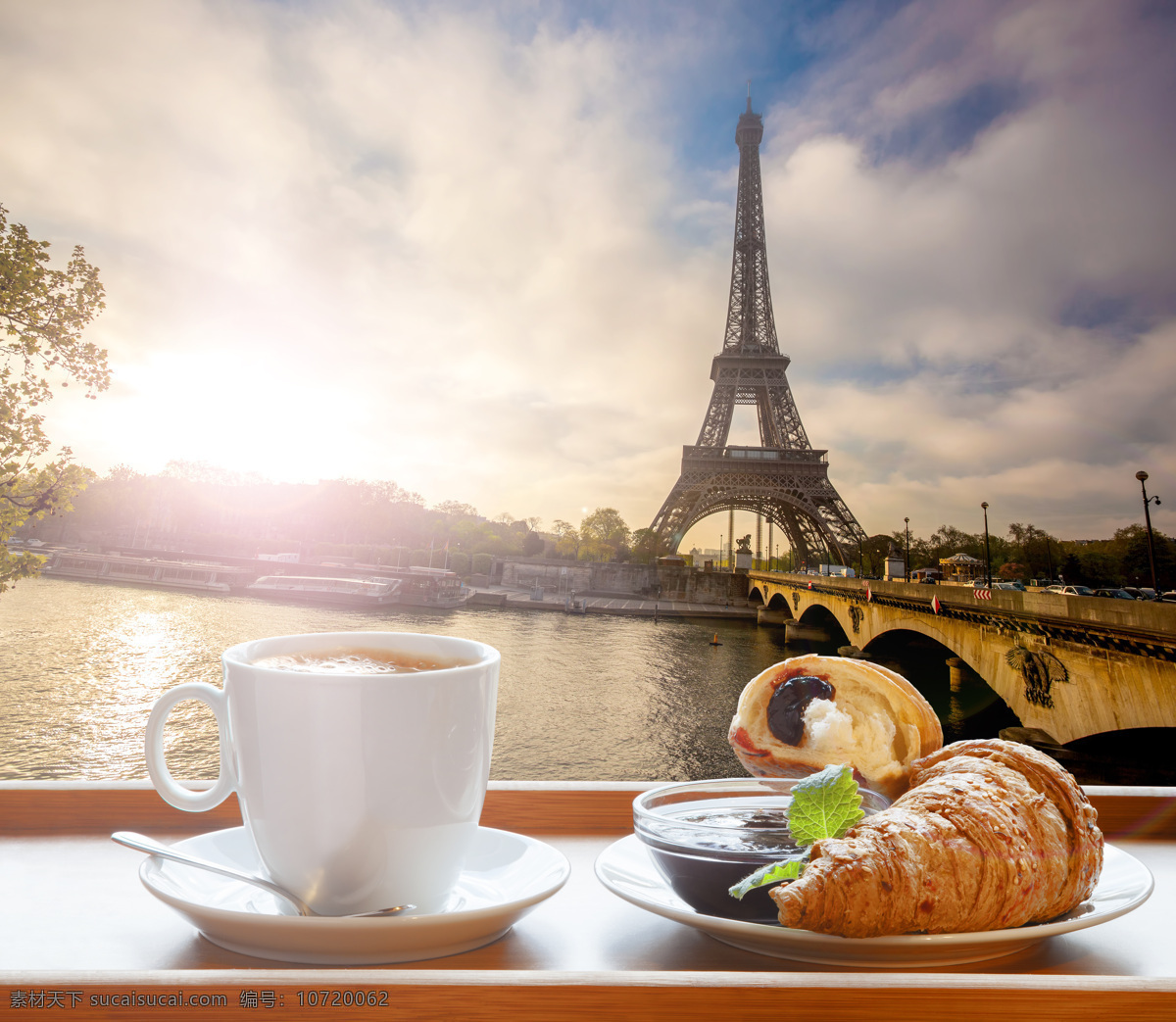 巴黎 风景 咖啡 美食 埃菲尔铁塔 巴黎风景 咖啡杯子 面包 美丽风景 城市风光 旅游景点 美景 其他类别 餐饮美食 白色