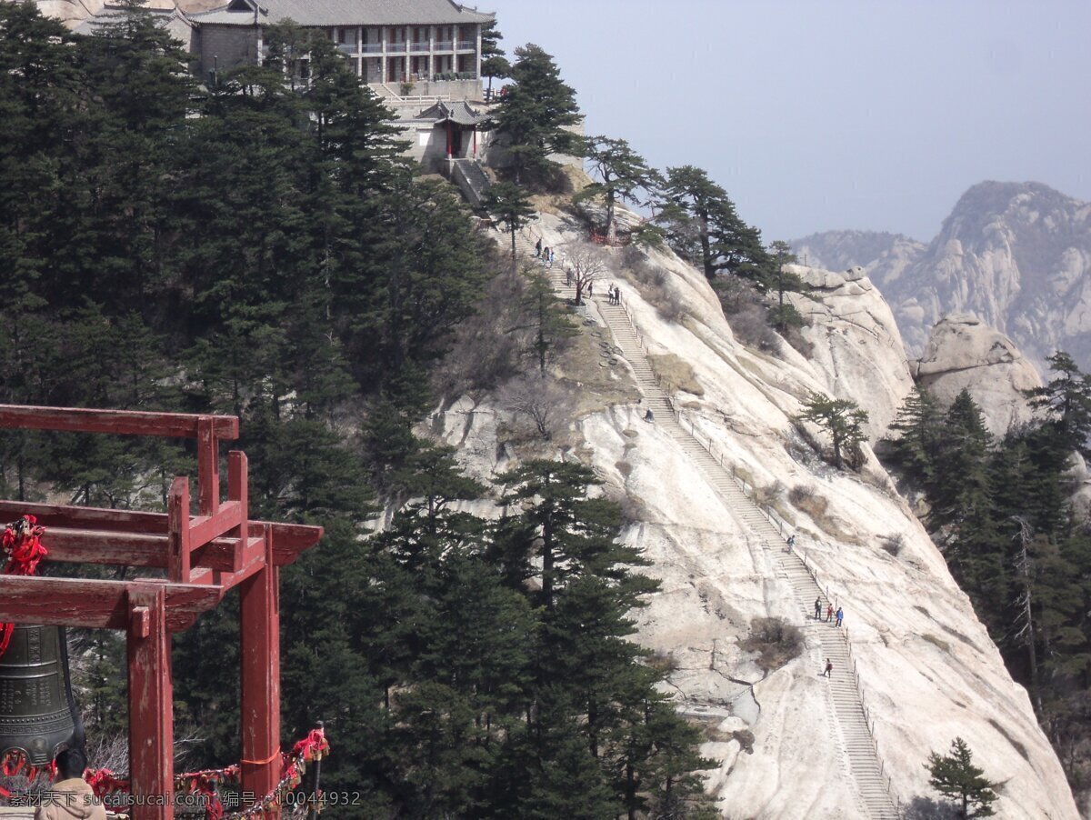 华山 陕西 华阴 西岳 山水 东峰 山峰 险峻 名胜 早春 华山松 西岳华山 自然风景 旅游摄影