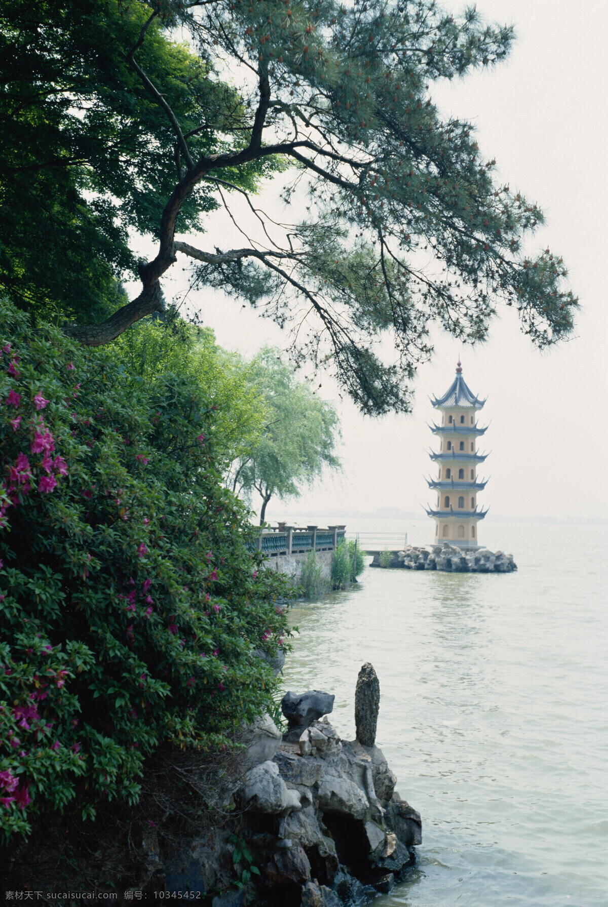 旅游景区 建筑 塔 高塔 河流 古代建筑 著名建筑 建筑物 建筑摄影 建筑物素材 摄影图库 建筑设计 环境家居