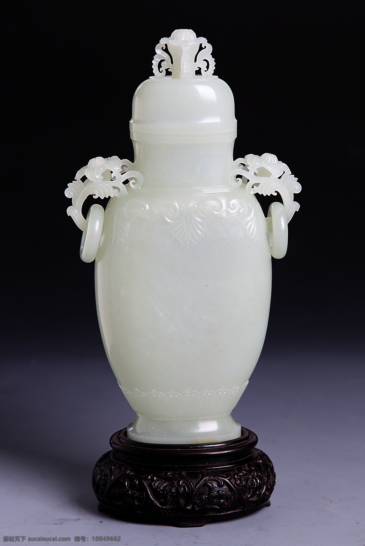 玉石 玉器 雕像 精雕细琢 工艺品 艺术品 收藏品 古玩玉器 财运 传统文化 文化艺术