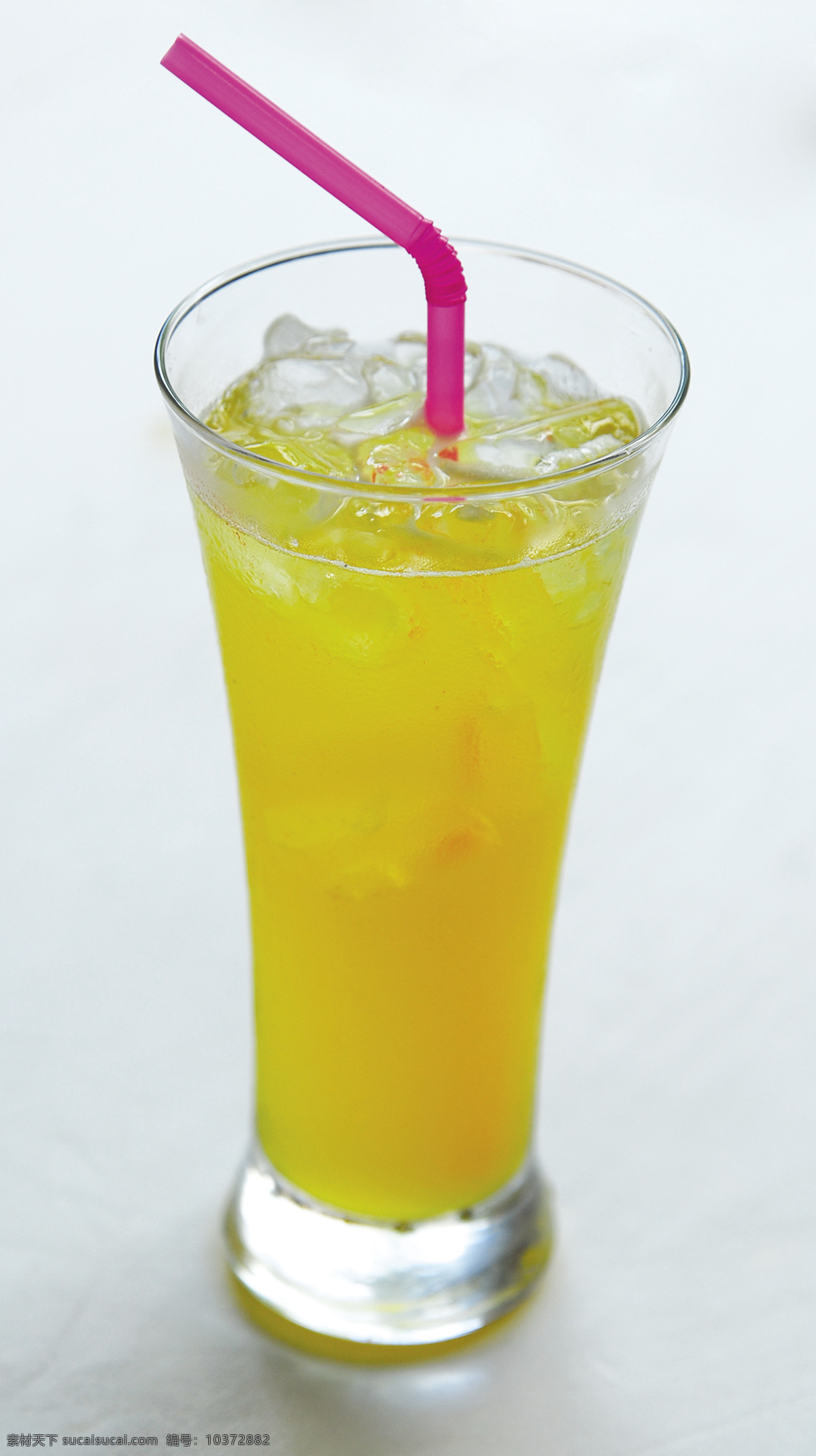 杯子 冰冻 冰水 餐饮美食图库 茶 橙汁 传统美食 果汁 黄色 绿色 新鲜水果 水 吸管 饮料 品味 饮杯 美食 好味 水果 鲜果茶 饮品 纯正 营养 绿色饮品 纯正口味 微利设计 摄影图 饮料酒水 风景 生活 旅游餐饮