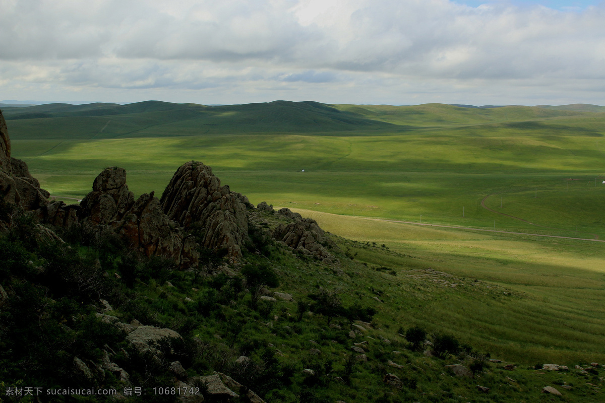 内蒙古 乌里 雅 斯 太山 旅游景区 风景