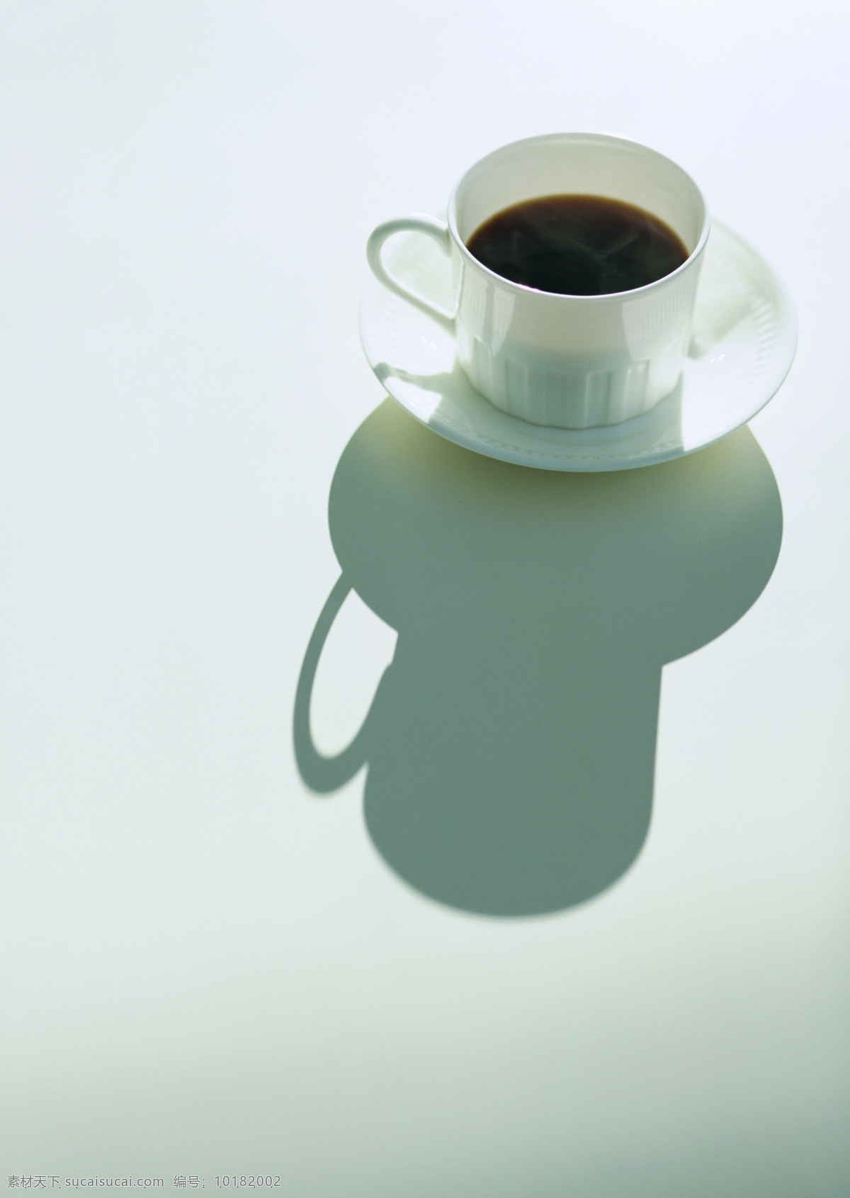 咖啡杯 倒影 白色 白色背景 杯 咖啡 影子 风景 生活 旅游餐饮