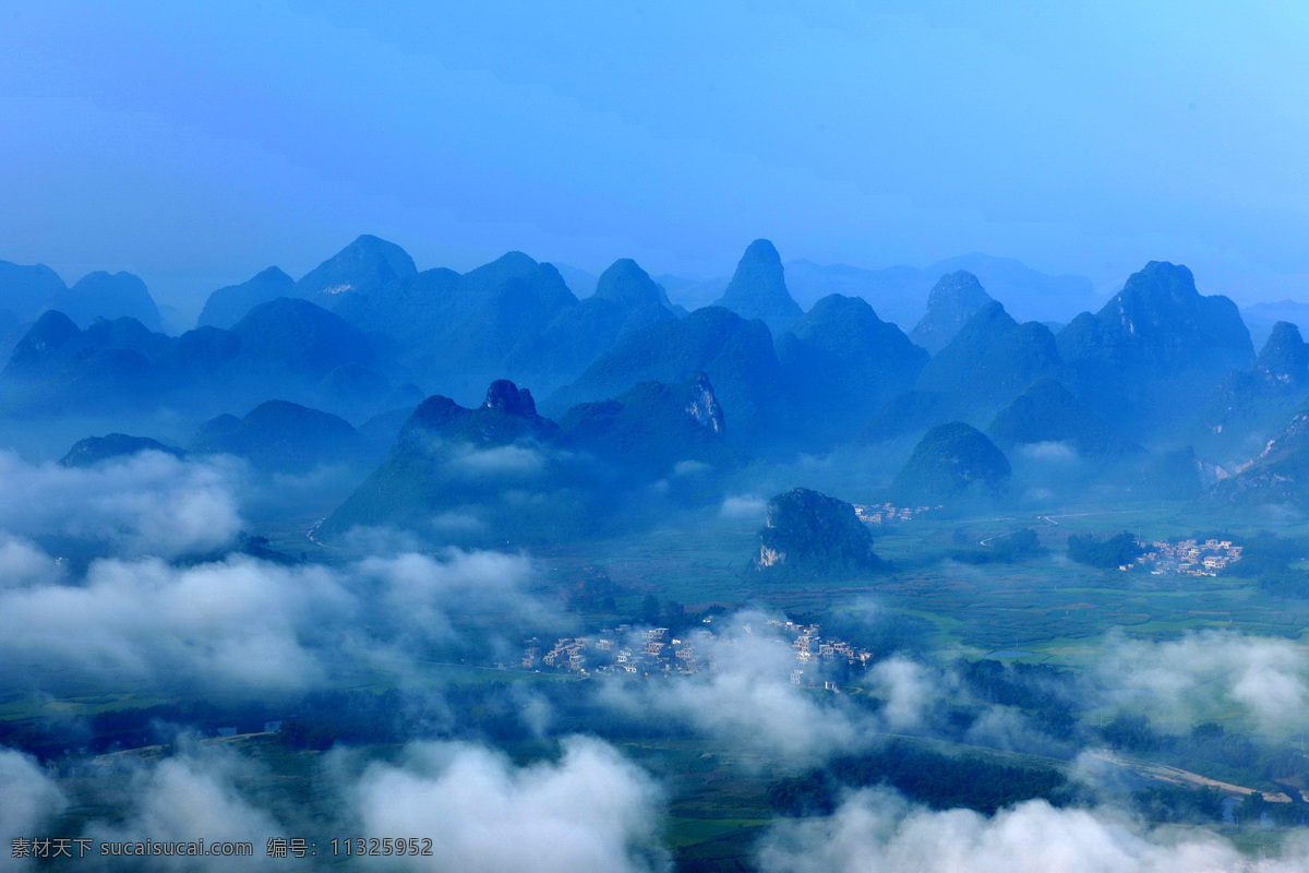 云雾缭绕 山峰 山 风景 山岭 山峦 薄雾 远山 云 梦幻 梦幻背景 生机勃勃 活力 自然风景 山水风景 大自然 山水剪影 田园风光 山水画 宏源图库 自然景观