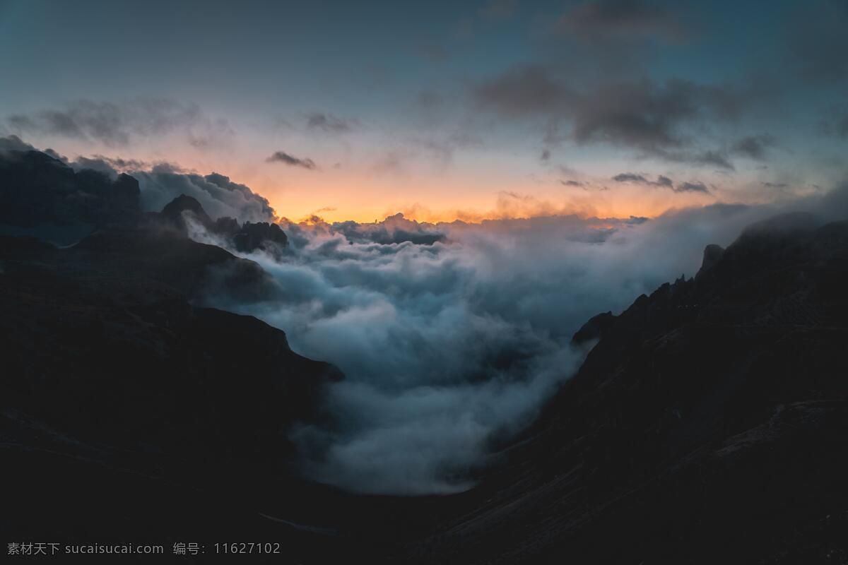 唯美天空意境 唯美天空 唯美风景 高山白云 白云黄昏 黄昏 山峦 云海 图库地形山脉 自然景观 自然风景