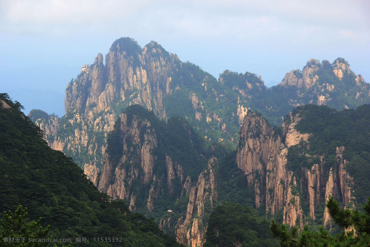 群山 背景 高山 树林 自然风光 景观 景区 休闲 旅游 自然风景 自然景观 黑色