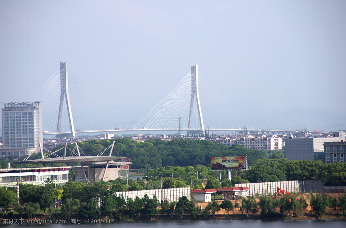 安徽 安庆 安庆市 长江大桥 斜拉锁桥 长江 大桥 拉锁 城市图片 旅游摄影 国内旅游 蓝色