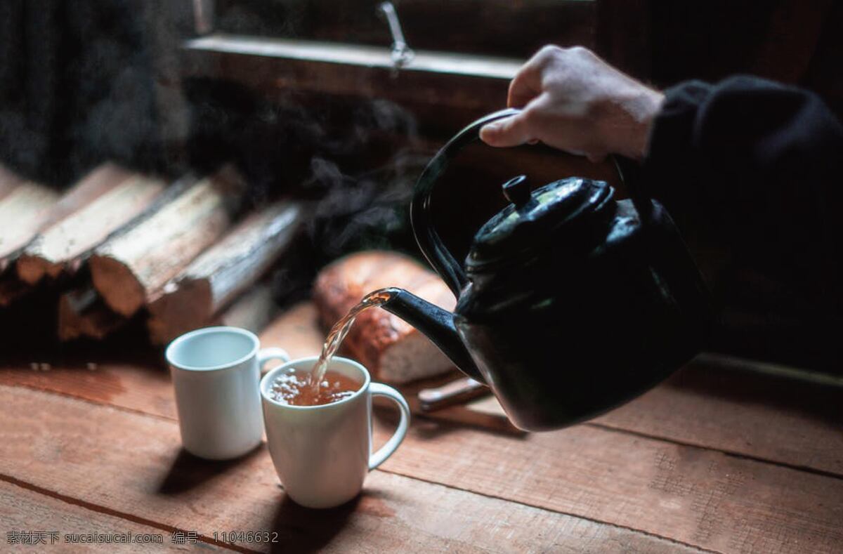 杯子 茶壶 木板 木纹 生活百科 生活素材