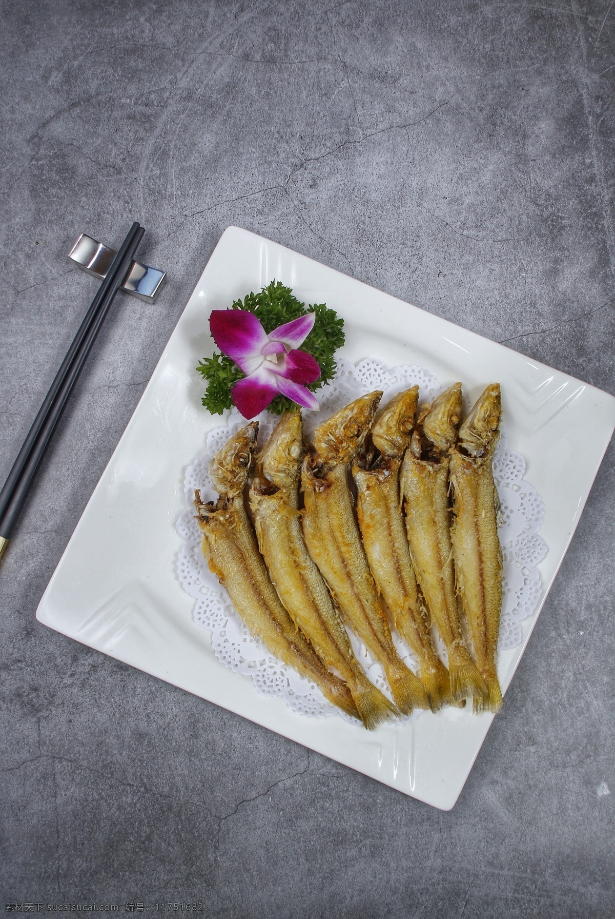 干煎沙尖鱼 沙尖鱼 香煎沙尖鱼 粤菜 潮汕美食 广东美食 菜品图片 餐饮美食 传统美食