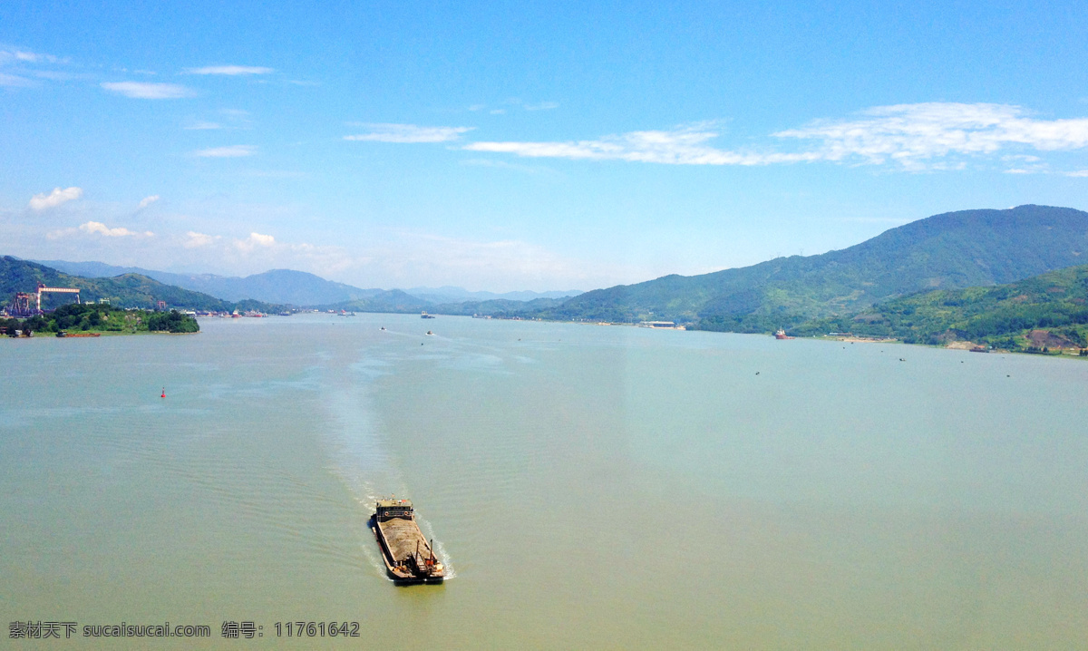 秋水 天山 共 一色 天空 蓝天 山峦 小船 江水 旅游摄影 自然风景