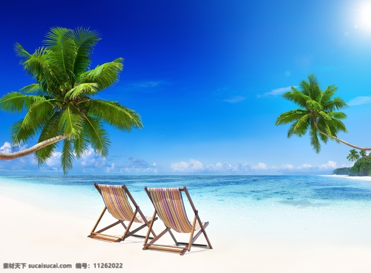 海滩 躺椅 阳光 蓝天 白云 沙滩 海洋 大海 热带 海边 海浪 休闲 度假 马尔代夫 椰子树 清澈 海景 海岛 海洋摄影 自然景观 自然风景