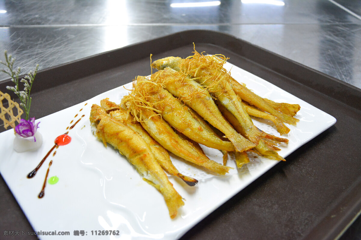 美味多春鱼 香煎鱼 美味 香煎多春鱼 美味香煎 多春鱼 凉菜 传统美食 照片 餐饮美食