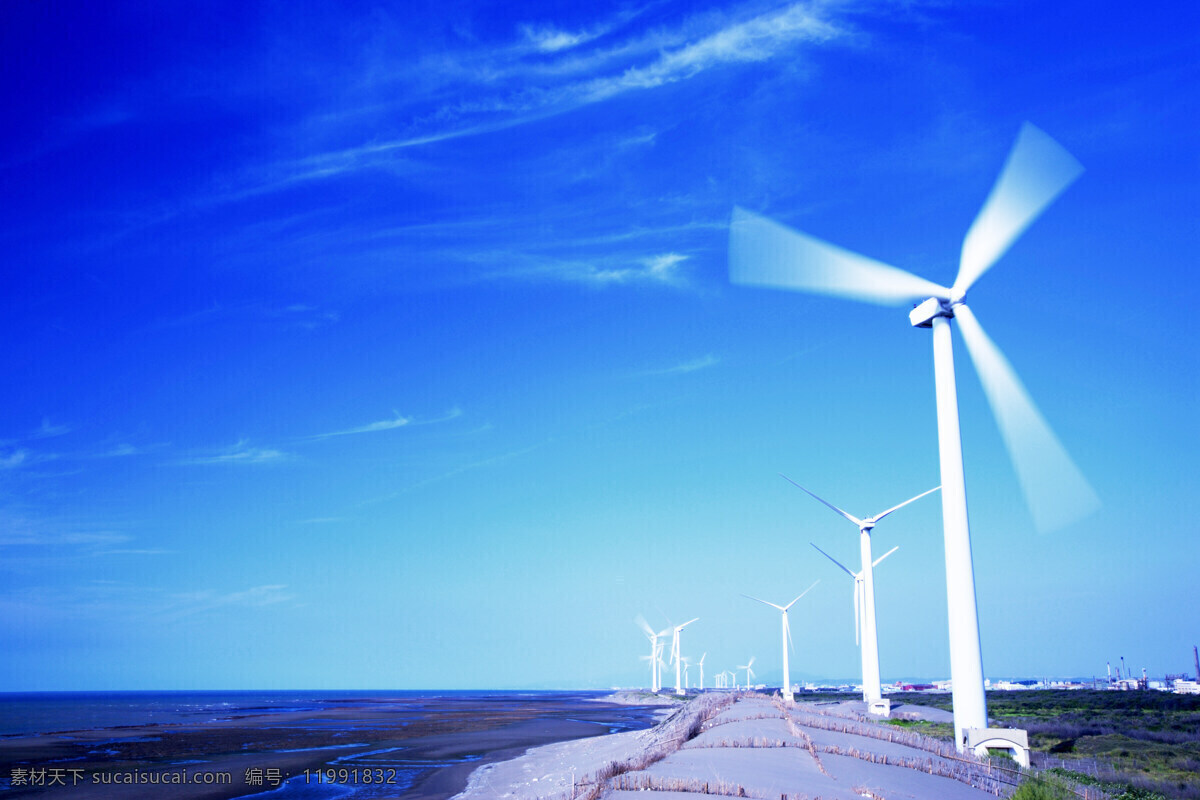 风力发电 风车 电力风车 绿色环保 绿色能源 绿色电力 蓝天 白云 自然风光 村庄 郊外风光 清洁能源 可再生能源 再生能源 环保能源 工业生产 现代科技