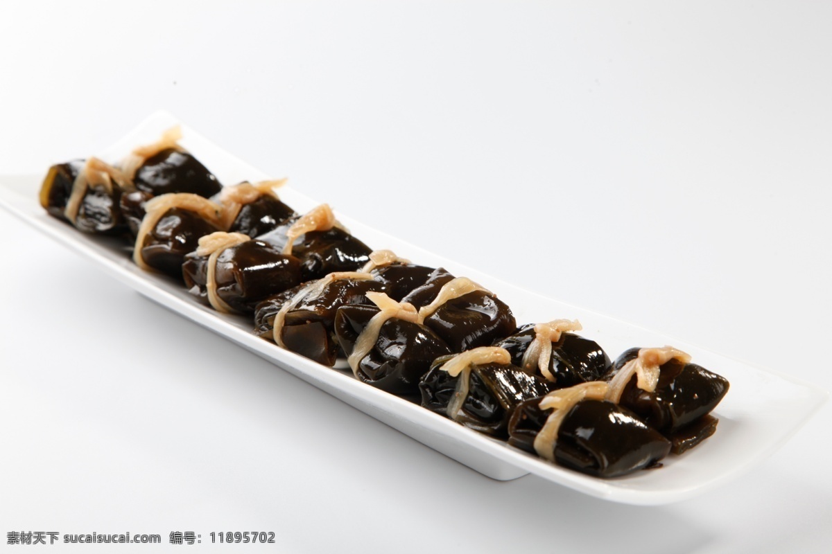昆布日式寿司 海带 新鲜 圆滑 光滑 海洋植物 寿司 料理 日式 日本 小吃 食物 食材 特产 餐饮 食物原料 美食 美味 味觉 佳肴 餐厅 饭店 高清 碟子 盘子 厨艺 手艺 艺术 构成 排列 顺序 花式 菜式 3星 餐饮美食