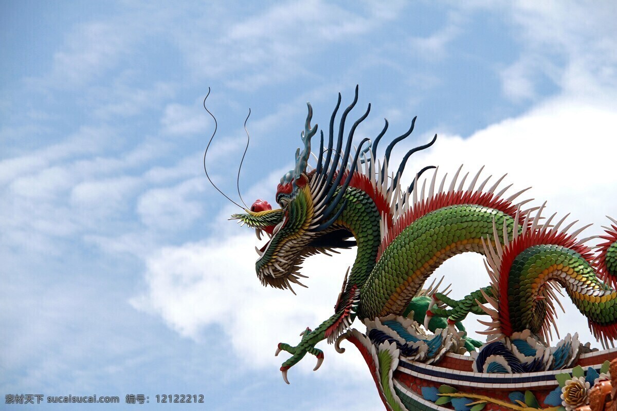 龙 天空 云 中国风 寺庙 屋顶 雕塑 佛教 宗教 佛教图案专辑 旅游摄影 人文景观