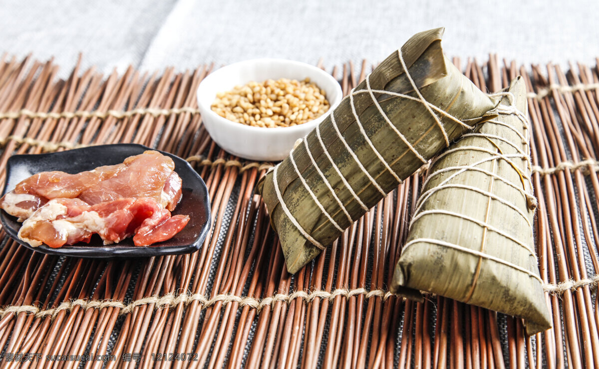 粽子图片 鲜肉 糯米 粽子 手工 代餐 传统美食 餐饮美食